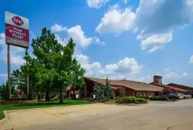Photograph of Best Western Saddleback Inn, Oklahoma City