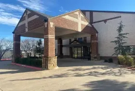 Photograph of Best Western Edmond Inn & Suites, Edmond