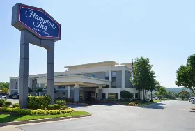 Photograph of Hampton Inn, Tulsa