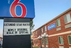 Photograph of Motel 6, Tulsa
