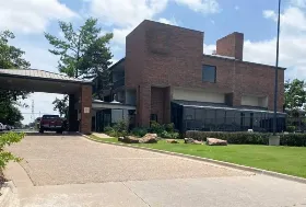 Photograph of Motel 6, Oklahoma City