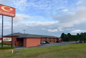 Photograph of Econo Lodge, Purcell