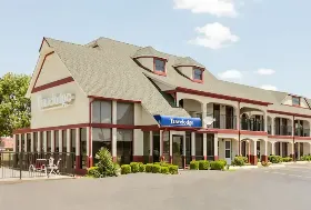 Photograph of Travelodge, Norman