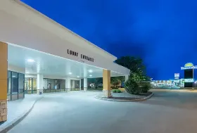 Photograph of Days Inn, Altus