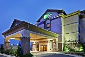 Photograph of Holiday Inn Express, Durant