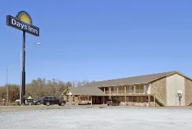 Photograph of Days Inn, Woodward