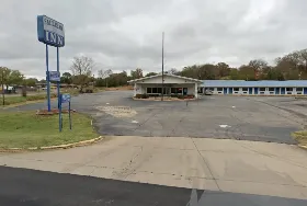Photograph of Sallisaw Inn, Sallisaw