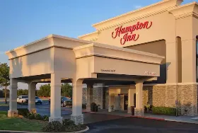 Photograph of Hampton Inn, Yukon