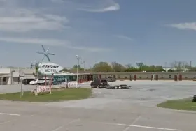 Photograph of Monterrey Motel, Chouteau