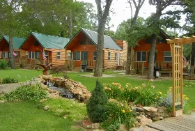 Photograph of Lee's Grand Lake Resort, Grove
