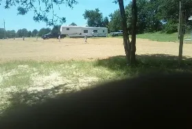 Photograph of Blue River RV Park, Milburn