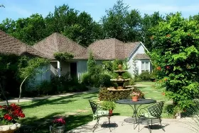 Photograph of Lindley House Garden Cottages, Duncan
