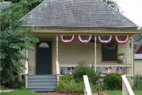 Photograph of Cottage At The Seely House, Guthrie