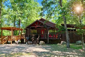 Photograph of Chillin' Cabin At Beavers Bend, Broken Bow