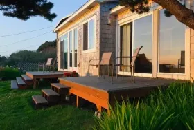 Photograph of Wayside Lodge, Yachats