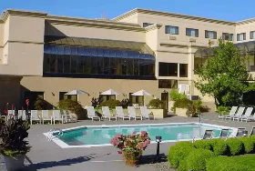 Photograph of Monarch Hotel And Conference Center, Clackamas
