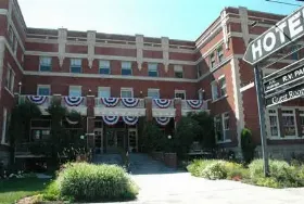 Photograph of Historic Union Hotel, Union