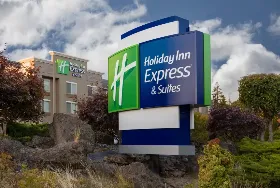 Photograph of Holiday Inn Express, Hood River