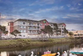 Photograph of Holiday Inn Express, Seaside