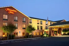 Photograph of Hampton Inn, Medford