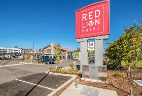 Photograph of Red Lion Hotel Portland Airport, Portland