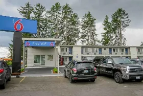 Photograph of Motel 6, Tigard