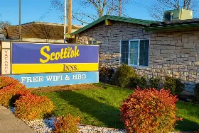 Photograph of Scottish Inns, Ashland