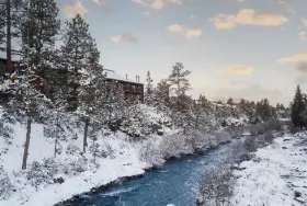 Photograph of Riverhouse Hotel And Convention Center, Bend