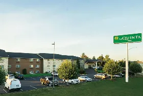 Photograph of La Quinta Inn & Suites, Woodburn