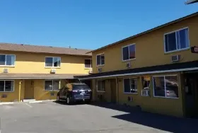 Photograph of Townhouse Motel, Klamath Falls