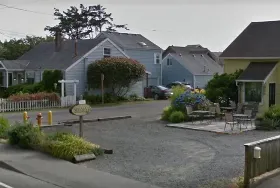 Photograph of Newmans At 988, Cannon Beach