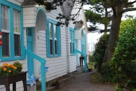Photograph of Hillcrest Inn, Seaside
