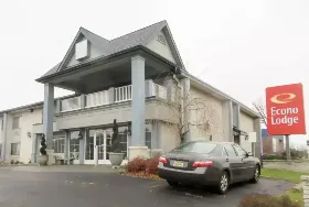 Photograph of Econo Lodge, Quakertown