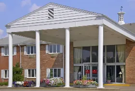Photograph of Ramada Inn, Washington