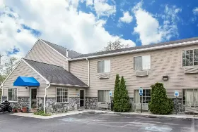 Photograph of Rodeway Inn,