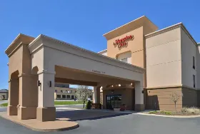 Photograph of Hampton Inn, Clarion