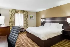 Photograph of Clarion Inn, Delaware Water Gap