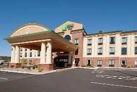 Photograph of Holiday Inn Express, Clearfield