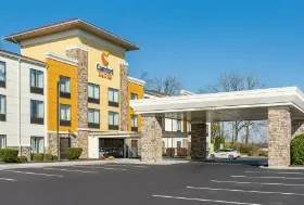 Photograph of Comfort Suites, Lancaster