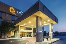 Photograph of Baymont Inn & Suites,