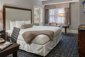 Photograph of Wayne Hotel, Wayne
