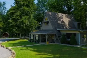 Photograph of Mercer / Grove City KOA Holiday, Mercer