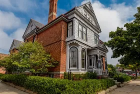 Photograph of Victoria Inn, Erie