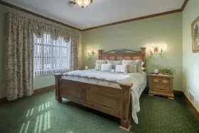 Photograph of Stroudsmoor Country Inn, Stroudsburg