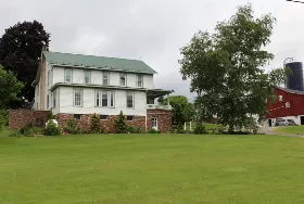 Photograph of Schantz Haus Farm Vacation Bed & Breakfast, Davidsville