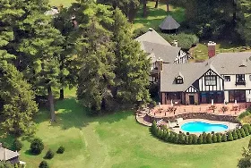 Photograph of Bischwind Bed & Breakfast, Bear Creek