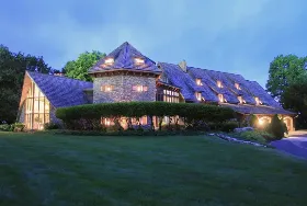 Photograph of Twin Pine Manor Bed & Breakfast, Ephrata