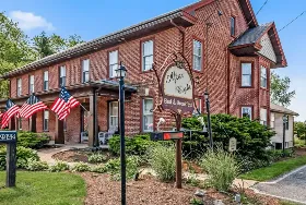 Photograph of After Eight Bed and Breakfast Inn, Gordonville