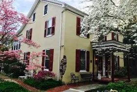 Photograph of 1833 Umpleby House Inn of Bucks County, New Hope