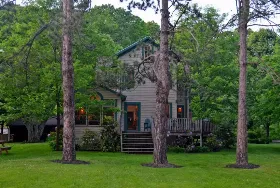 Photograph of Paddler's Lane B&B, Confluence